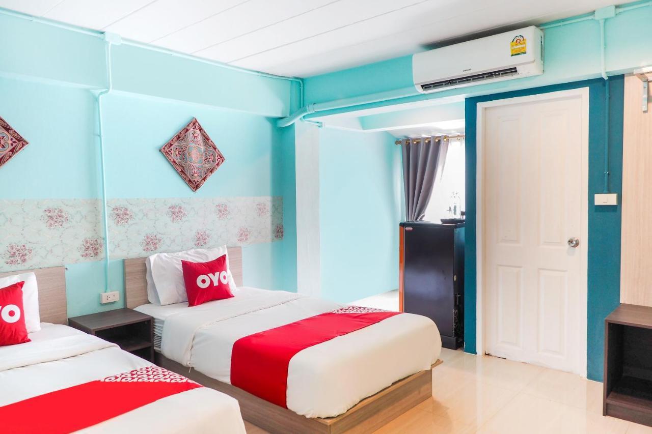 Oyo 983 The Private Hotel Chiang Mai Eksteriør billede