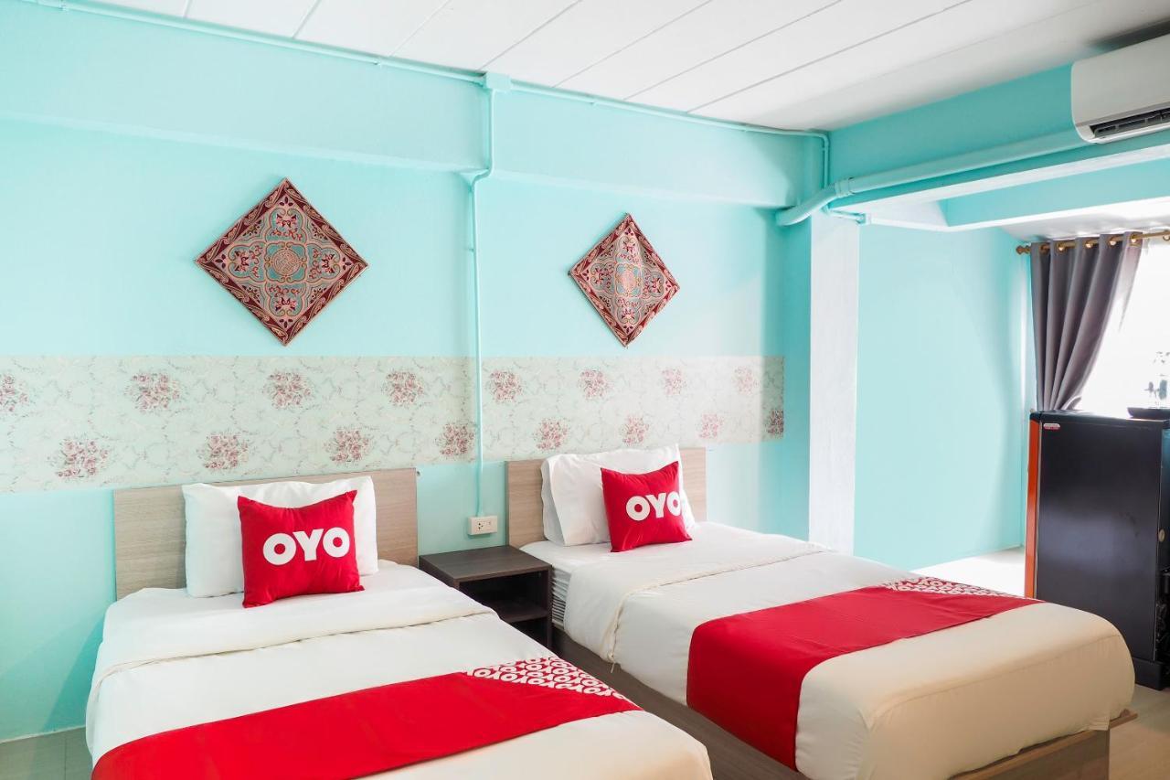 Oyo 983 The Private Hotel Chiang Mai Eksteriør billede